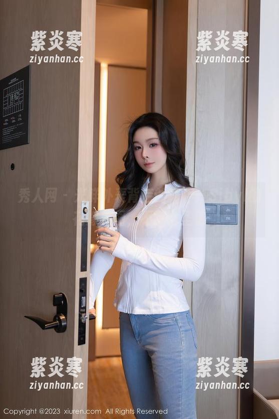 秀人网 - 光鲜外表背后的真相：Sibyl的花嫁美图，不那么圣洁