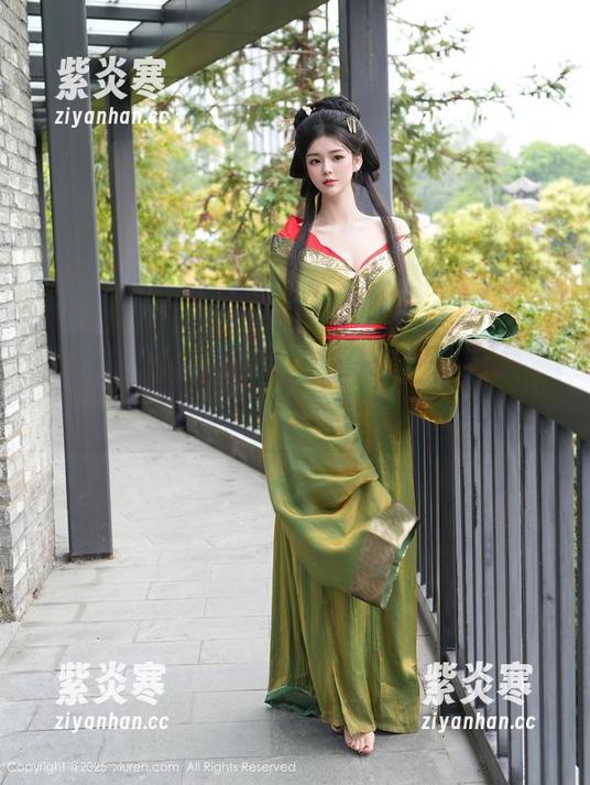 秀人网 - “心妍小公主天使”写真图集，有种让人沉醉的魔力，真是意外。