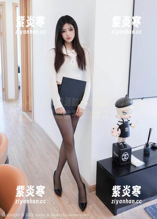 秀人网-是小逗逗 秀人网 - 是小逗逗的美脚美图,真是个令人欲罢不能的陷阱