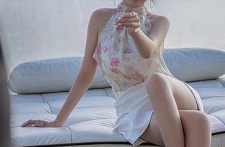 秀人网 – 这个女孩的快乐瞬间，晗大大Via图包等你来下载！真该发一张给我的闺蜜！