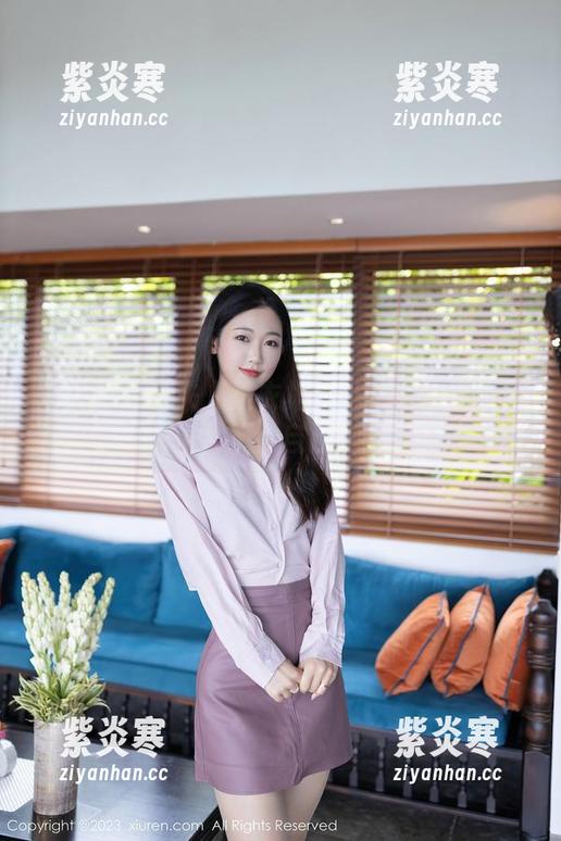 秀人网 - 李夫人连衣裙：私拍原图展示！裙子会不会自己跑掉？