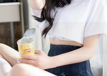 秀人网 – 神奇白衬衫图册：杨晨晨sugar的飘逸瞬间，让我无意间呼吸急促。