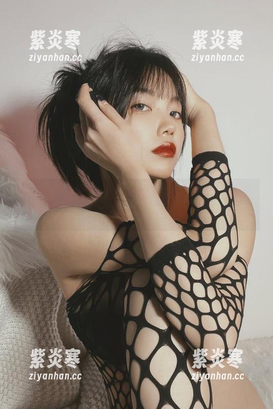 纪念小小v 微密圈 - 纪念小小v的兔女郎时光,高清写真如梦似幻