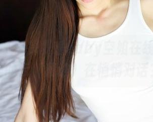 美媛馆 – 一探夏瑶baby空姐在线，原图里的云（和谁）在悄悄对话？