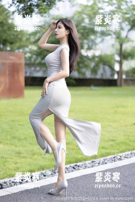 语画界 - 学妹萌态尽显，原图精选带你逛周思乔Betty的小世界