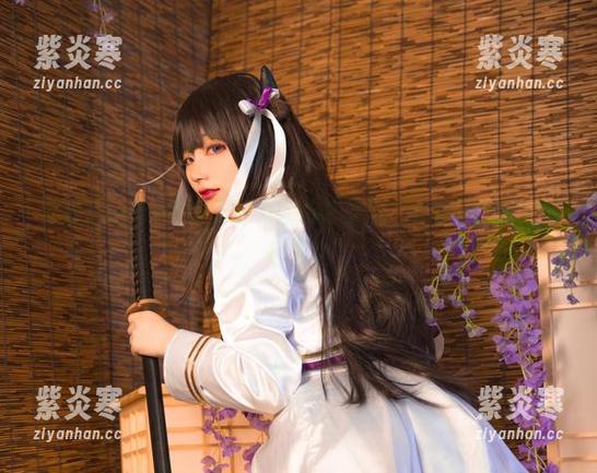 起起子vvvv解锁无圣光泳装新姿势，这爱宕图集太会撩了！