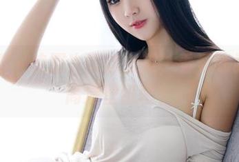 轰趴猫 – 校服也能这么美，看看陈雅漫的高清壁纸吧！