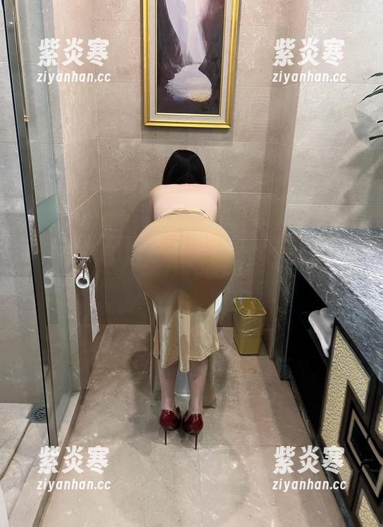 微密圈 - 快来迷人的五姨太的死库水图库，分享那些让你心跳加速的瞬间