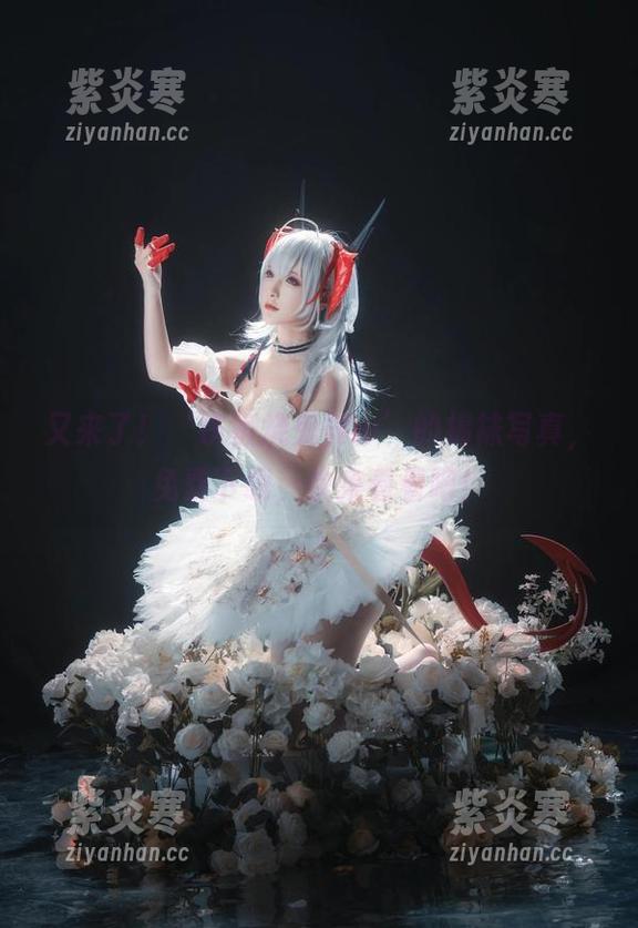 又来了！‘铁板烧鬼舞w’的棉袜写真，免费下载，快来看看吧！