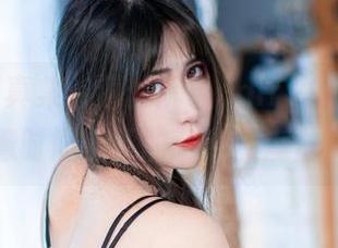 四件套写真集：锁住阮邑Fairy的一瞬间，像时间撒下的一点点魔法。