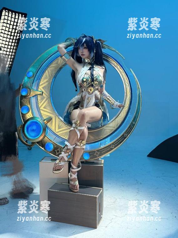 在阿薰kaOri的天台上：这么多好作品，你怎么不拿出一份给我？