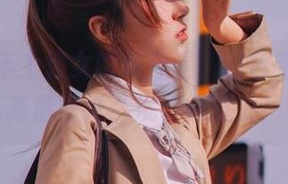 黑川的年上彼女瞬间升温，白色毛衣搭配高清壁纸，没有抵抗力！